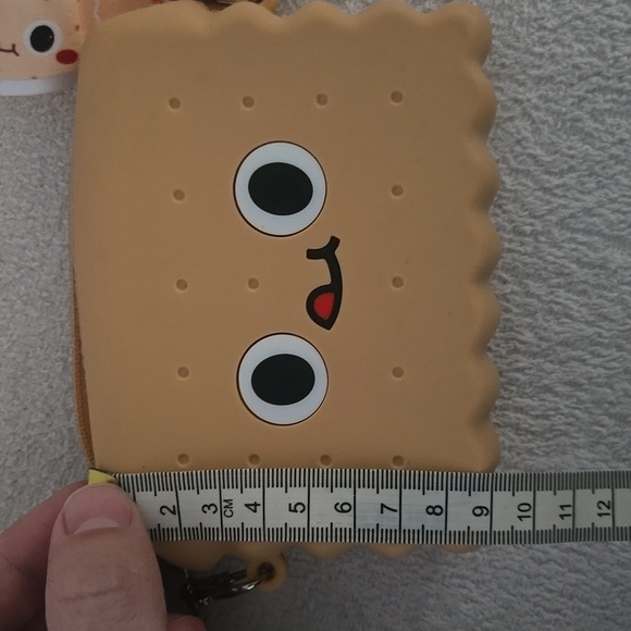 Biscuit Purse - Picture 7 of 9